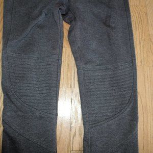 BEAUTIFUL BCBGMAXAZRIA FASHION LEGGINGS PANTS GREY